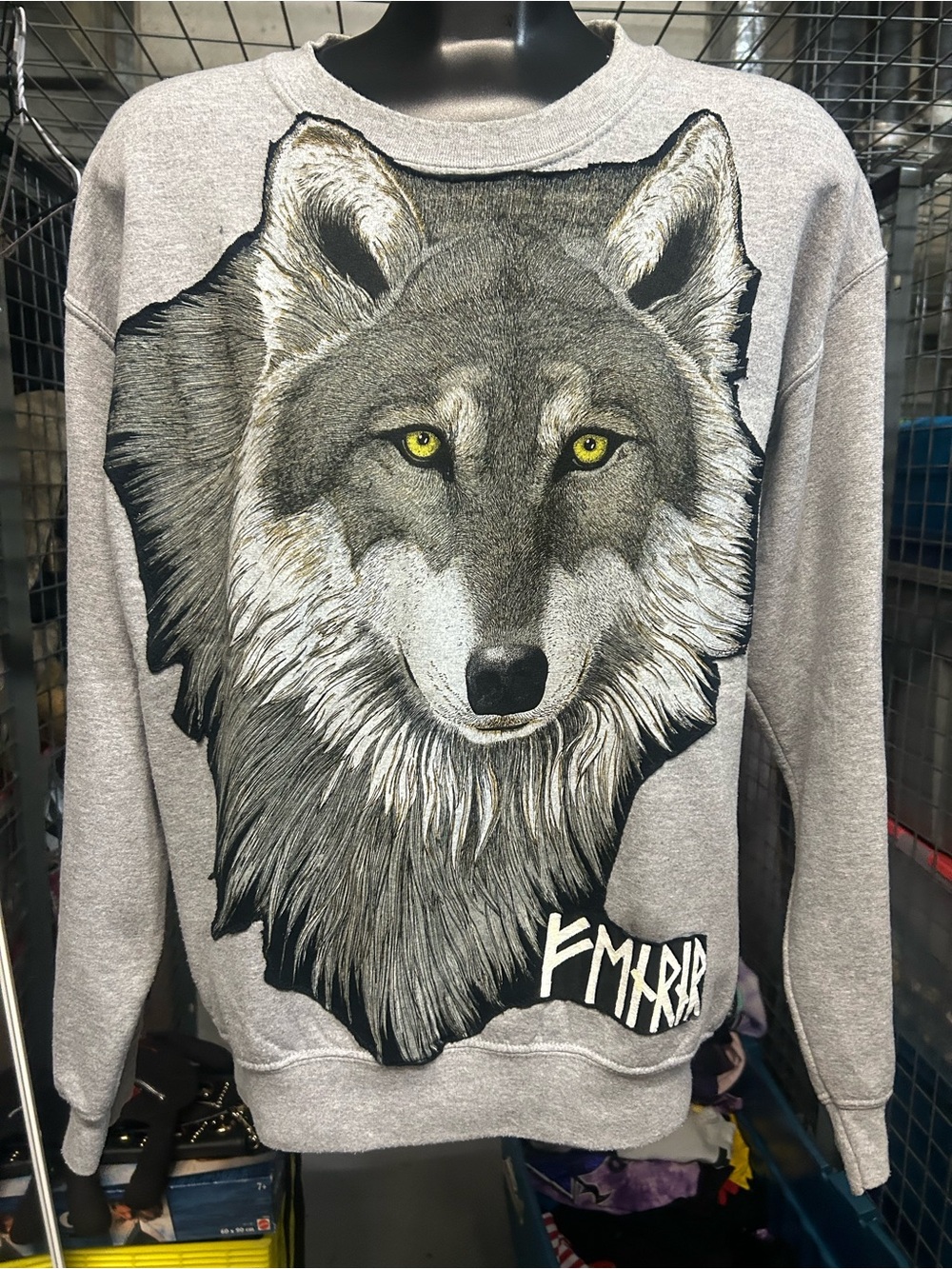 LUX BLK EXCL custom Grey wolf RAGNAROK Fenrirviking Wolf Graphic Sweatshirt L